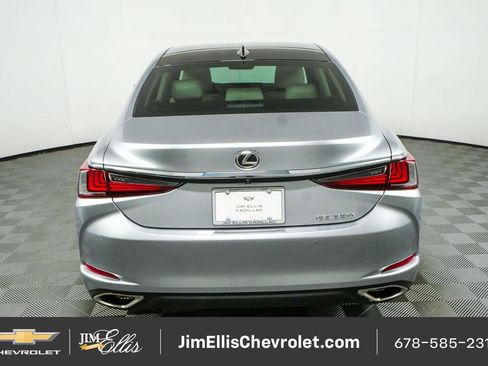 Used 2025 Lexus ES 350 Ultra Luxury w/ Accessory Package (Z2) FWD image 29