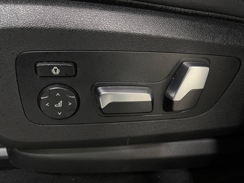 Used 2019 BMW X5 xDrive40i AWD/4WD image 17