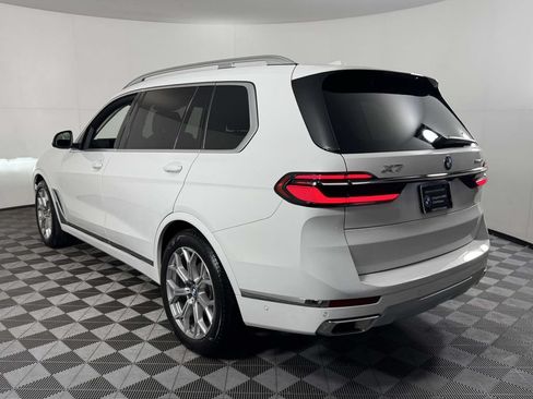 Used 2026 BMW X7 xDrive40i AWD/4WD image 8