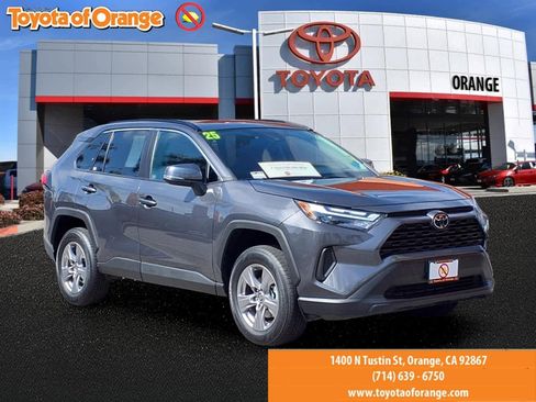 Certified 2025 Toyota RAV4 XLE w/ Convenience Package AWD/4WD image 1