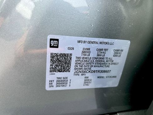 New 2026 Chevrolet Suburban LT w/ Comfort Package AWD/4WD image 28
