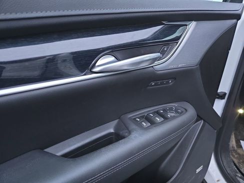 Certified 2024 Cadillac XT5 Premium Luxury image 16