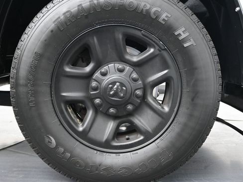 Used 2023 RAM 2500 Tradesman image 11