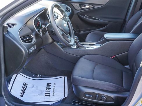 Used 2022 Chevrolet Malibu LT image 17
