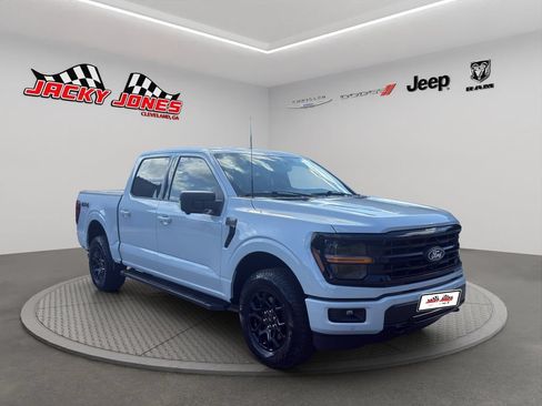 Used 2025 Ford F150 XLT w/ Equipment Group 302A MID AWD/4WD image 13