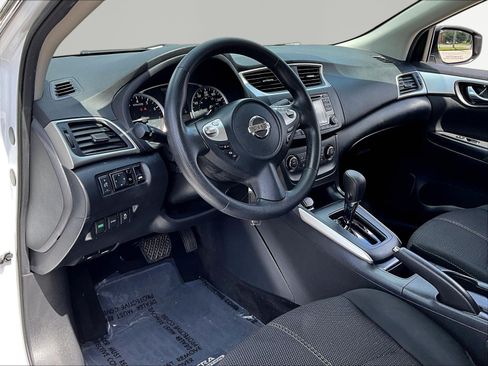 Used 2018 Nissan Sentra S w/ S Midnight Style Package FWD image 17