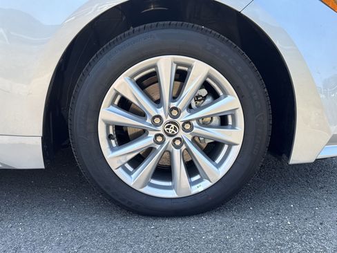 New 2025 Toyota Corolla LE w/ LE Premium Package FWD image 45