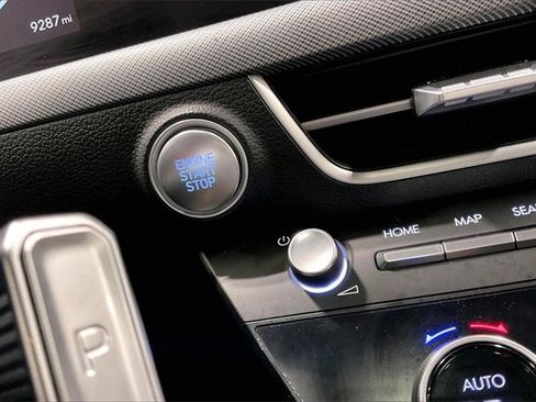 Used 2025 Hyundai Sonata Limited image 31