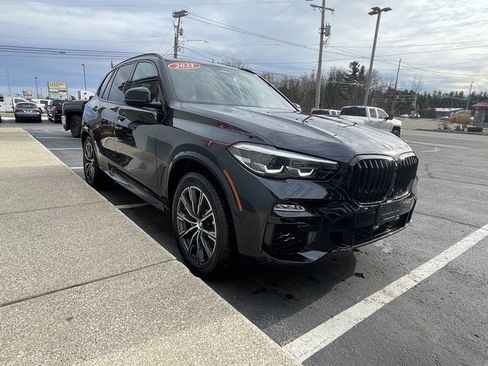 Used 2021 BMW X5 xDrive40i w/ M Sport Package image 4