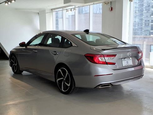 Used 2022 Honda Accord Sport image 6