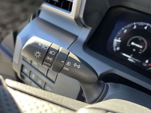 Used 2024 Toyota Tacoma TRD Sport image 35