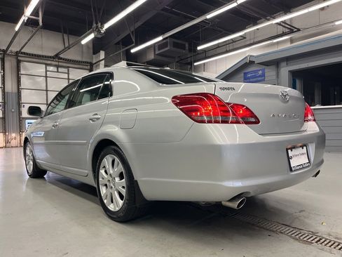 Used 2009 Toyota Avalon image 5