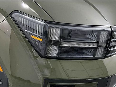 Used 2025 Hyundai Santa Fe Limited FWD image 31