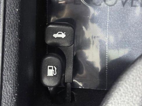 Used 2023 Kia Forte LXS FWD image 21