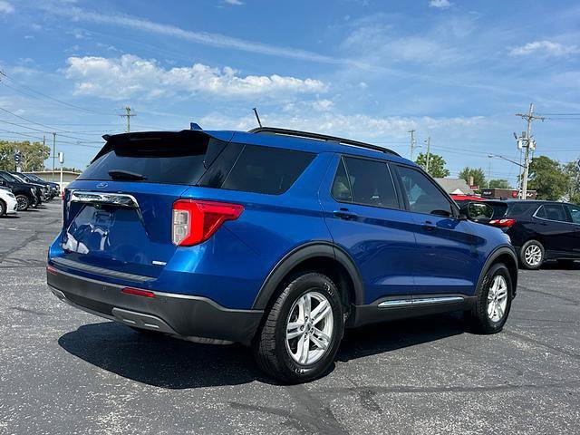 Used 2020 Ford Explorer XLT w/ Equipment Group 202A AWD/4WD image 7