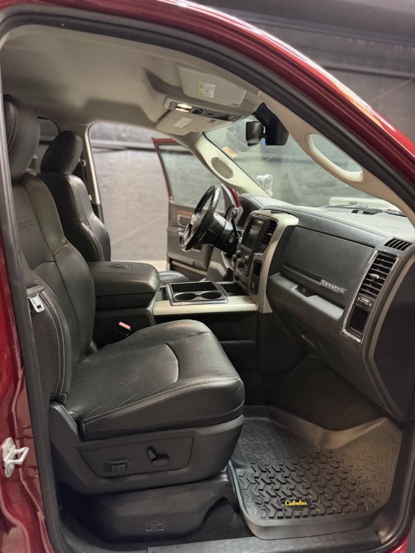 Used 2015 RAM 3500 Laramie AWD/4WD image 12