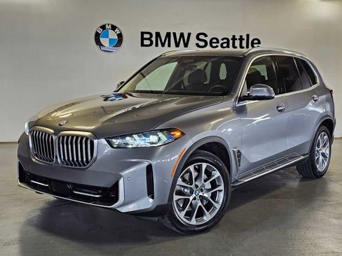 Used 2024 BMW X5 xDrive40i w/ Premium Package AWD/4WD image 1