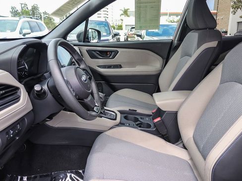 Certified 2025 Subaru Forester Premium AWD/4WD image 20