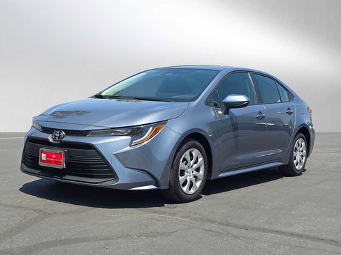 Certified 2025 Toyota Corolla LE FWD image 7