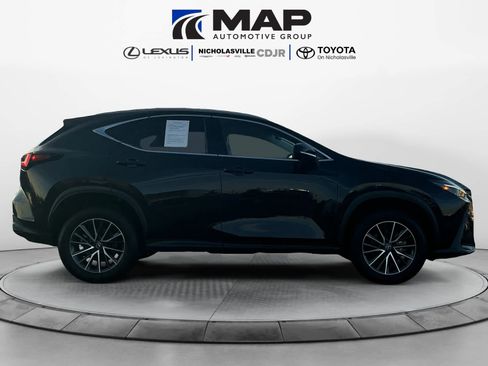 Used 2024 Lexus NX 300h AWD w/ Luxury Package image 7
