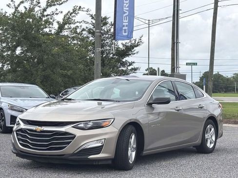 Used 2022 Chevrolet Malibu LS FWD image 26