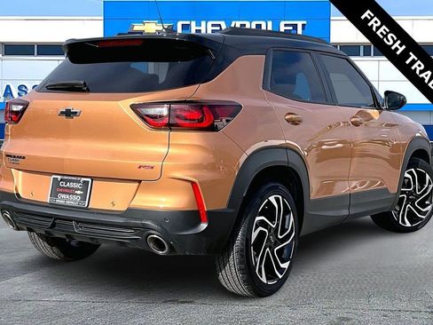 Used 2024 Chevrolet TrailBlazer RS w/ Driver Confidence Package image 5
