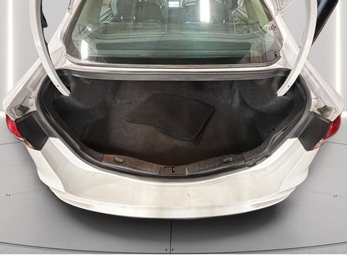 Used 2020 Ford Fusion SE image 24