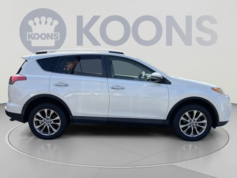 Used 2016 Toyota RAV4 Limited AWD/4WD image 5