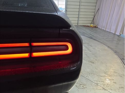 Used 2023 Dodge Challenger GT w/ Plus Package image 7