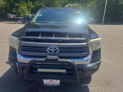 Used 2014 Toyota Tundra SR5 w/ TRD Off Road Package AWD/4WD image 2