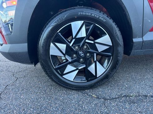 Used 2025 Hyundai Kona SEL image 40