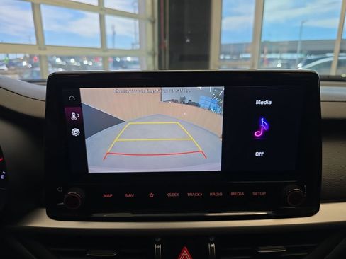 Used 2023 Kia Forte GT image 27