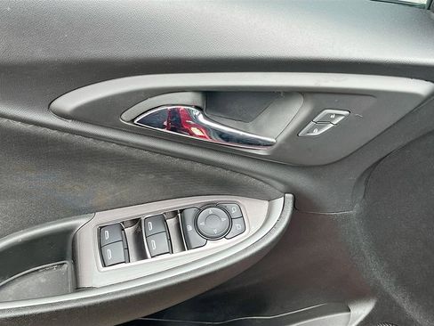 Used 2023 Chevrolet Malibu RS FWD image 17