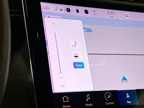 Used 2023 Jeep Grand Cherokee Limited image 20