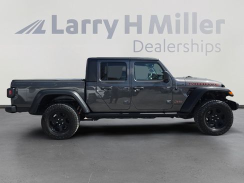 Used 2023 Jeep Gladiator Mojave AWD/4WD image 6