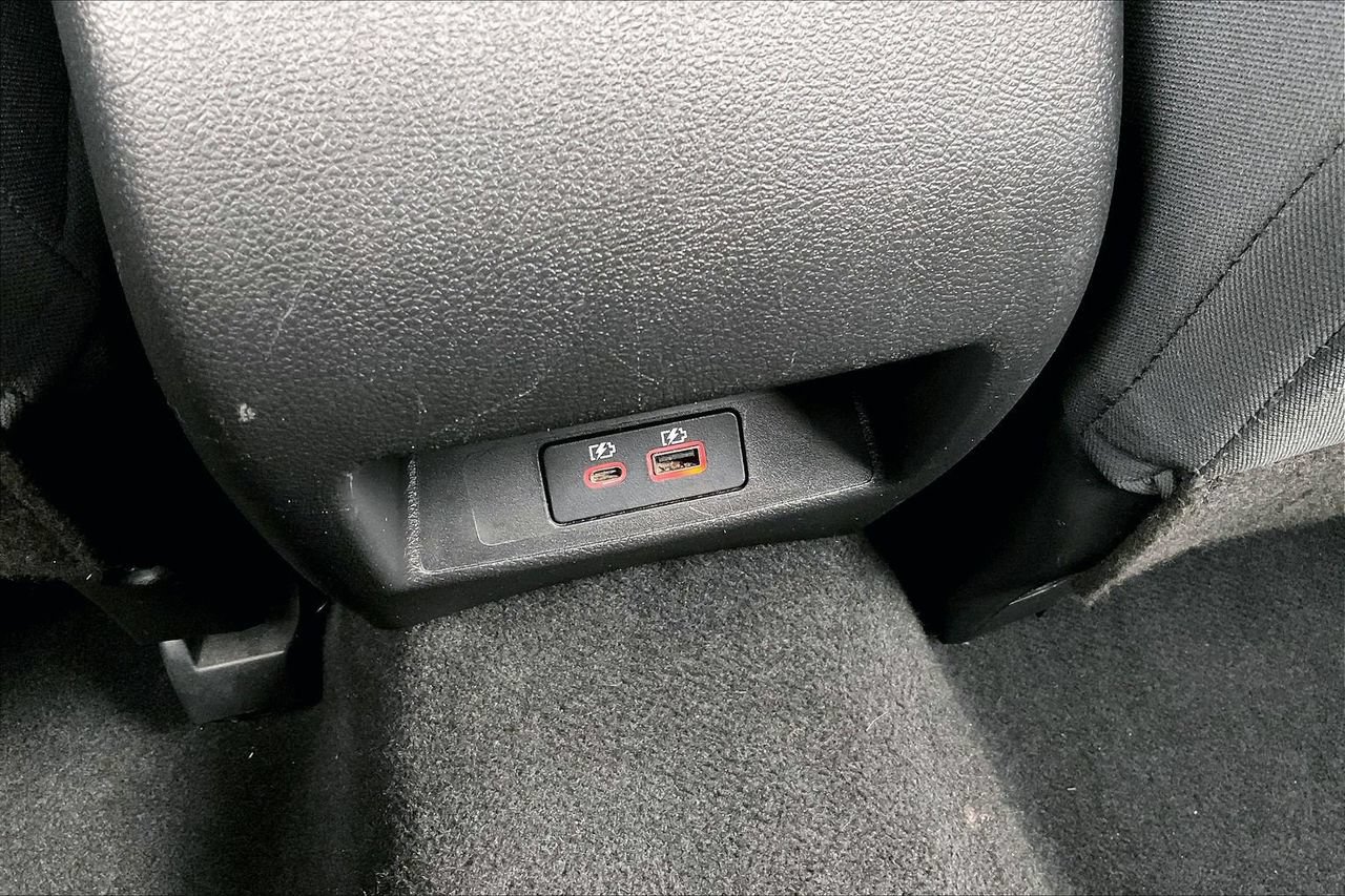 Used 2024 Nissan Altima 2.5 SV FWD image 15