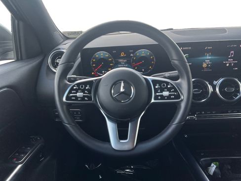 Used 2023 Mercedes-Benz GLA 250 image 12