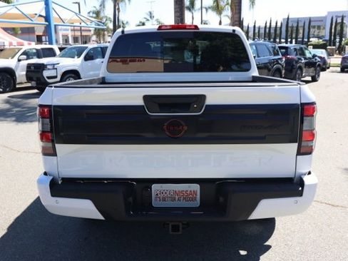 New 2026 Nissan Frontier PRO-4X w/ Pro-4x Convenience Package image 5