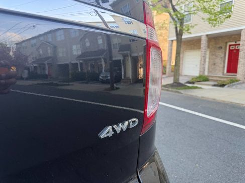 Used 2015 Ford Explorer Limited w/ Equipment Group 302A image 8