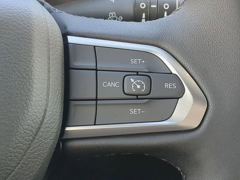 New 2026 Jeep Compass Latitude image 28