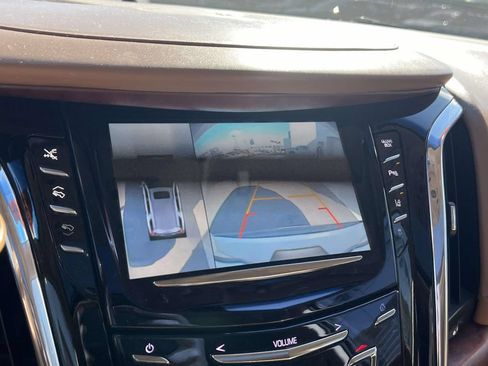 Used 2015 Cadillac Escalade ESV Platinum AWD/4WD image 29