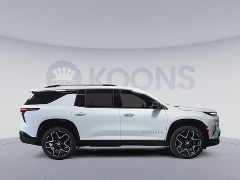 New 2026 Chevrolet Traverse High Country w/ LPO, Floor Liner Package FWD image 12
