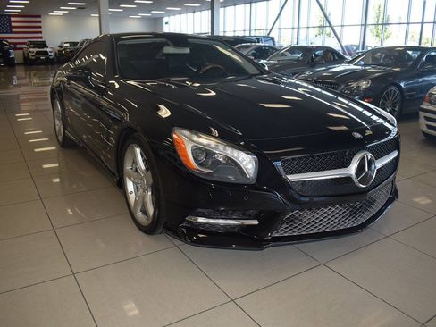 Used 2013 Mercedes-Benz SL 550 image 1