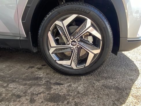 Certified 2023 Hyundai Tucson SEL w/ Convenience Package AWD/4WD image 9