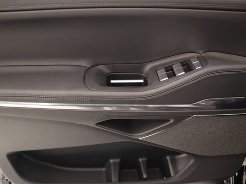 New 2026 Lincoln Navigator Reserve image 17