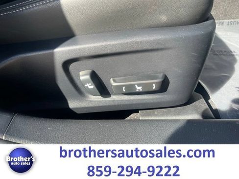 Used 2018 Lexus IS 300 w/ Accessory Package 2 RWD image 45