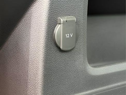 Used 2023 Volkswagen Atlas SEL Premium image 28