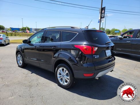 Certified 2019 Ford Escape SEL FWD image 4