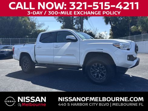 Used 2023 Toyota Tacoma SR5 w/ Technology Package AWD/4WD image 1