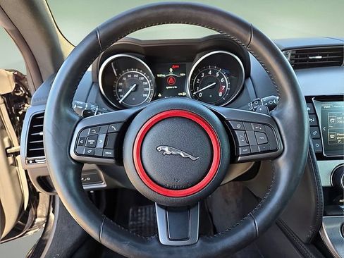 Used 2017 Jaguar F-TYPE Coupe RWD image 24